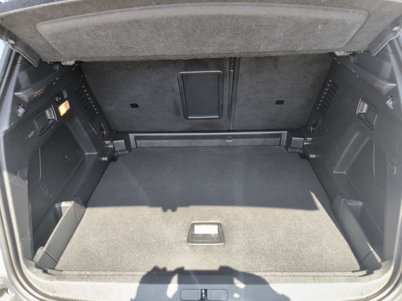 Peugeot 3008 Hybrid ALLURE PACK PLUG-IN HYBRID 225 e-EAT8  - Foto 2