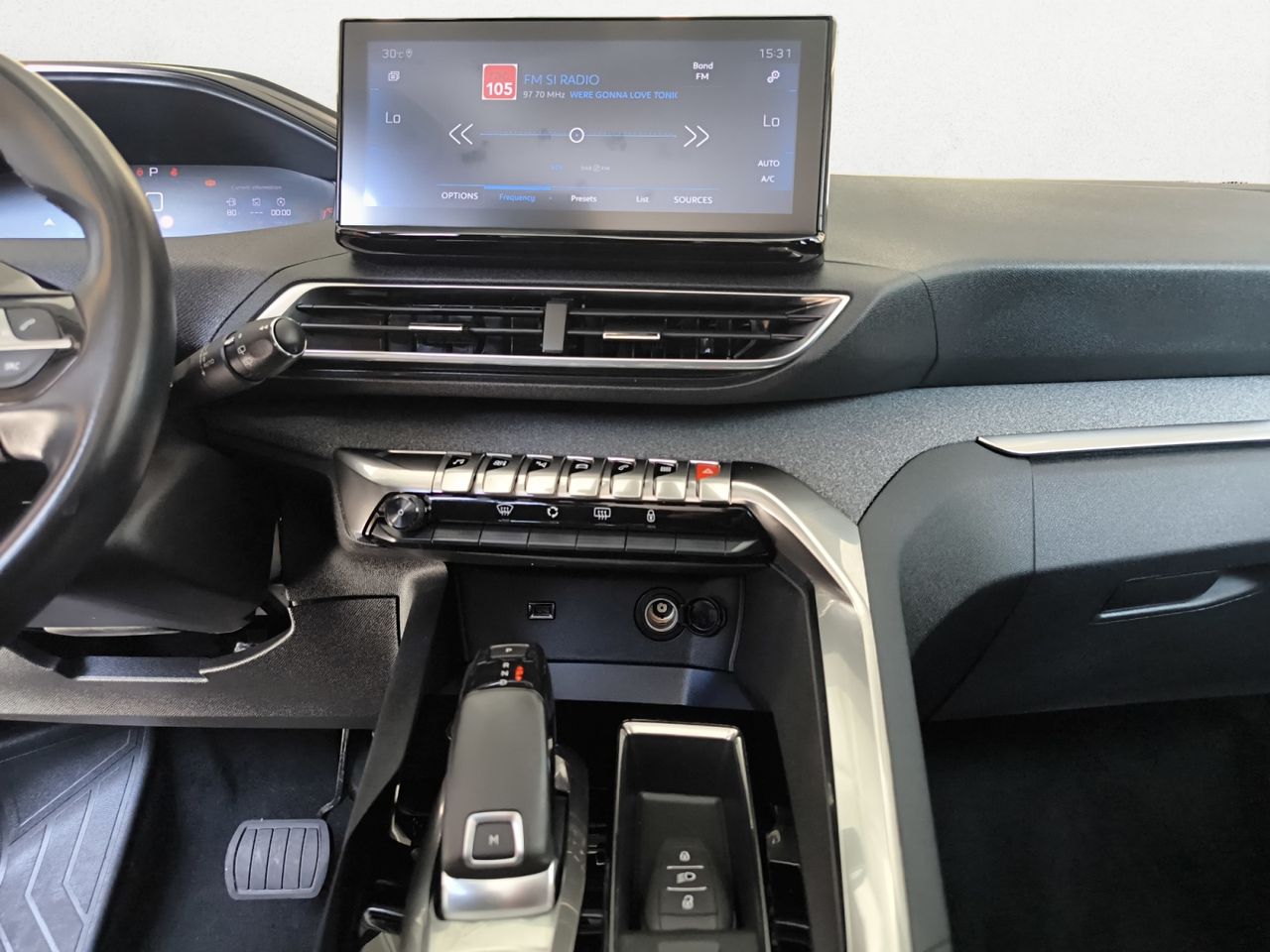 Peugeot 3008 Hybrid ALLURE PACK PLUG-IN HYBRID 225 e-EAT8  - Foto 2