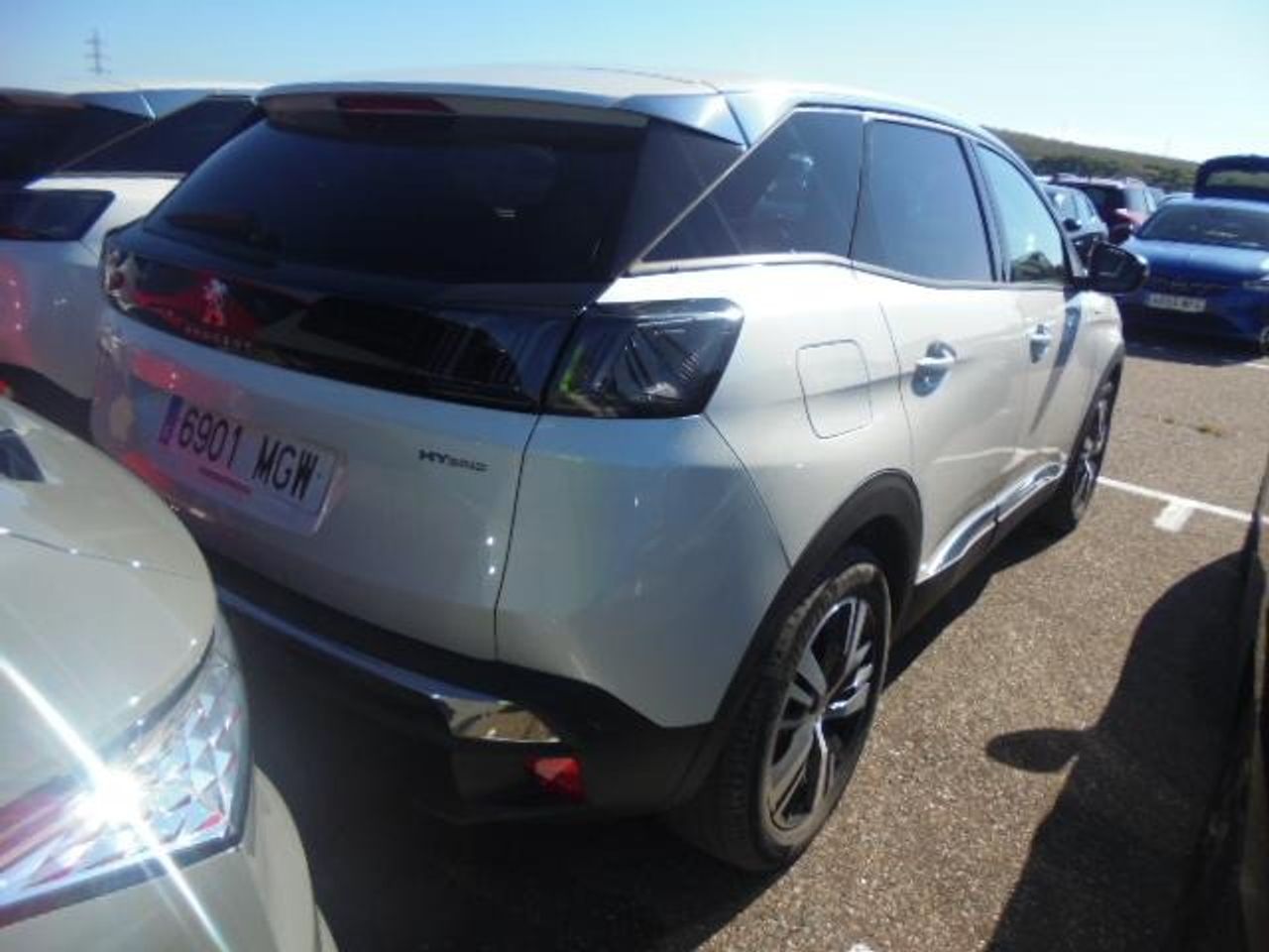 Peugeot 3008 Hybrid ALLURE PACK PLUG IN HYBRID 225 e EAT8  - Foto 2