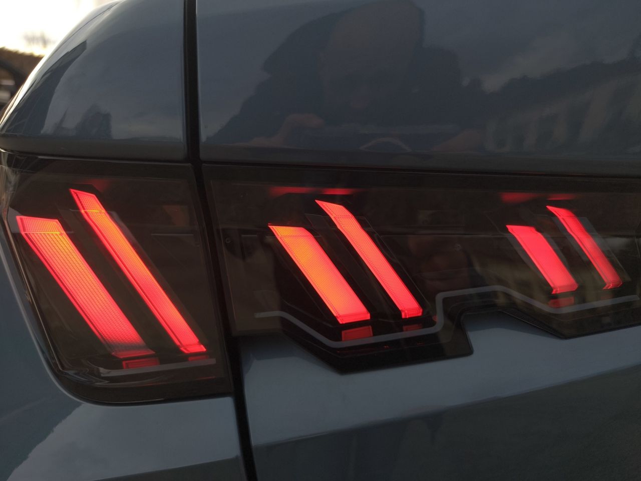 Peugeot 3008 Hybrid ALLURE HYBRID 145 e DCS6  - Foto 2