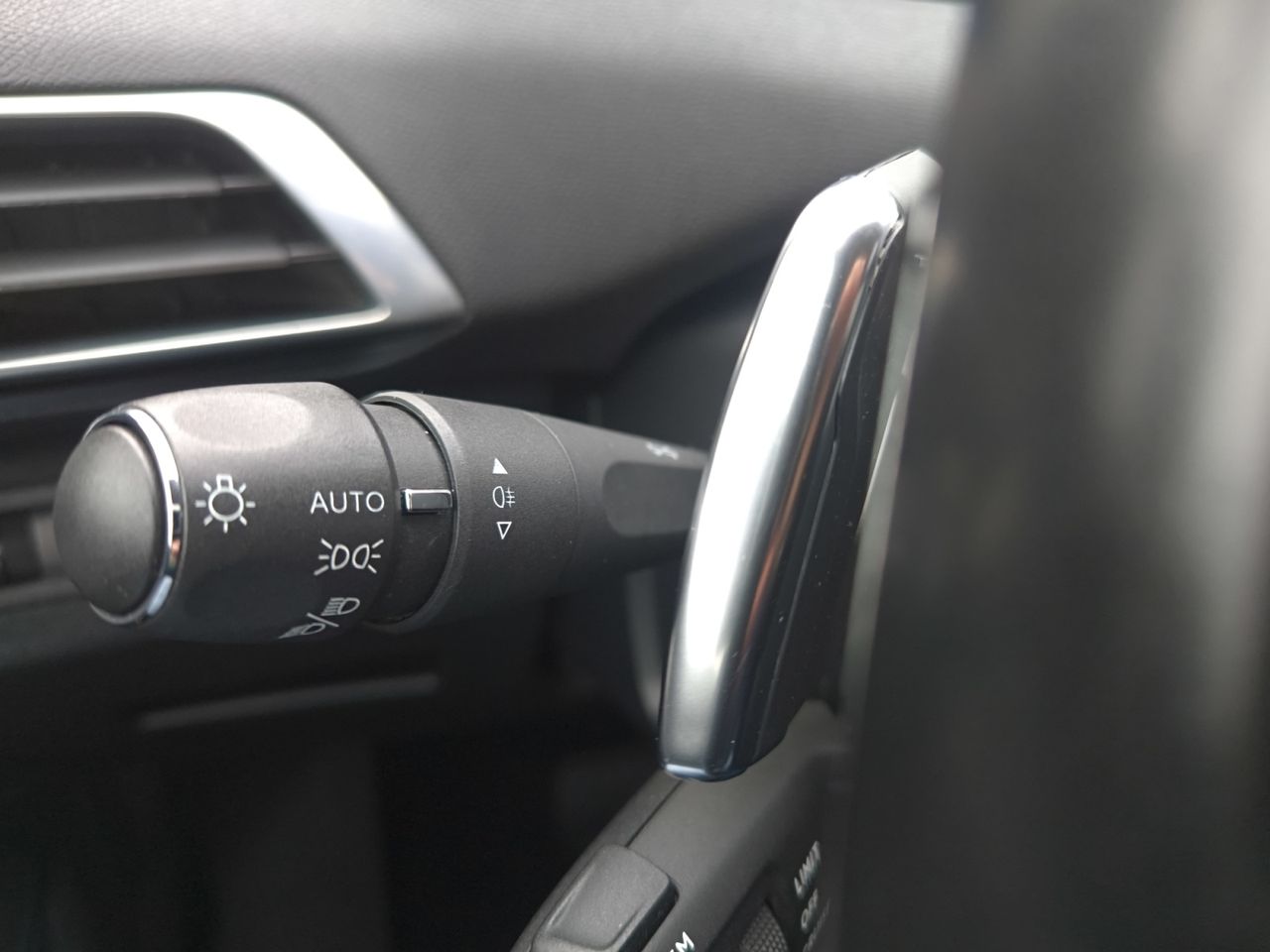 Peugeot 3008 Hybrid ALLURE HYBRID 225 e EAT8  - Foto 2