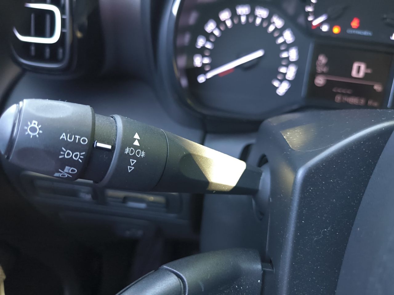 Citroën C3 Aircross SHINE BLUE HDI 100 CV  - Foto 2