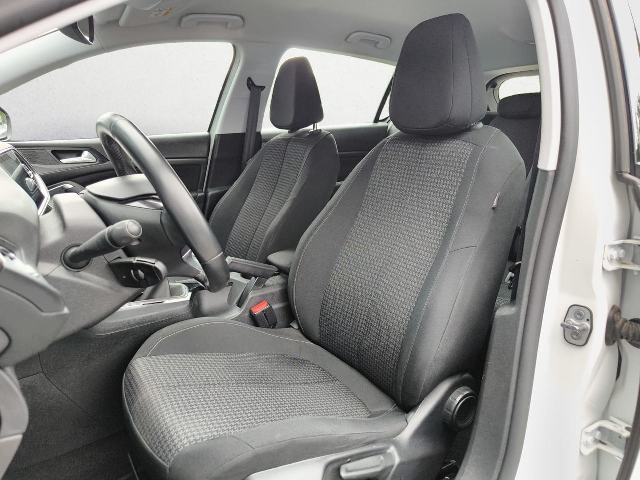 Peugeot 308 ACTIVE PACK BLUE HDI 100 CV  - Foto 2