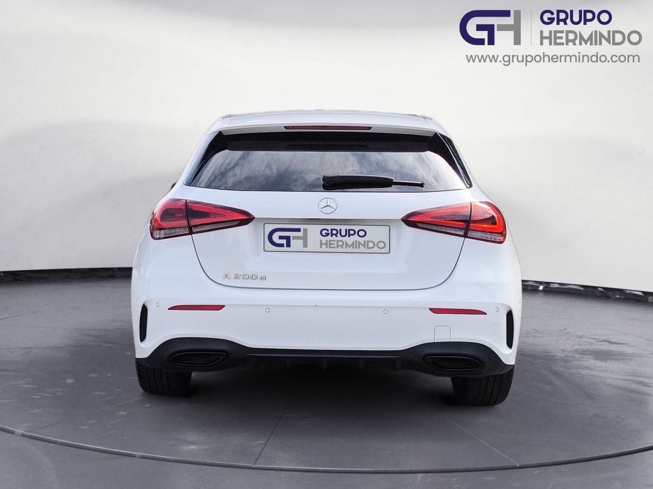 Mercedes Clase A 200 D AMG LINE + PAQUETE PREMIUM+ SMARTPHONE  - Foto 2