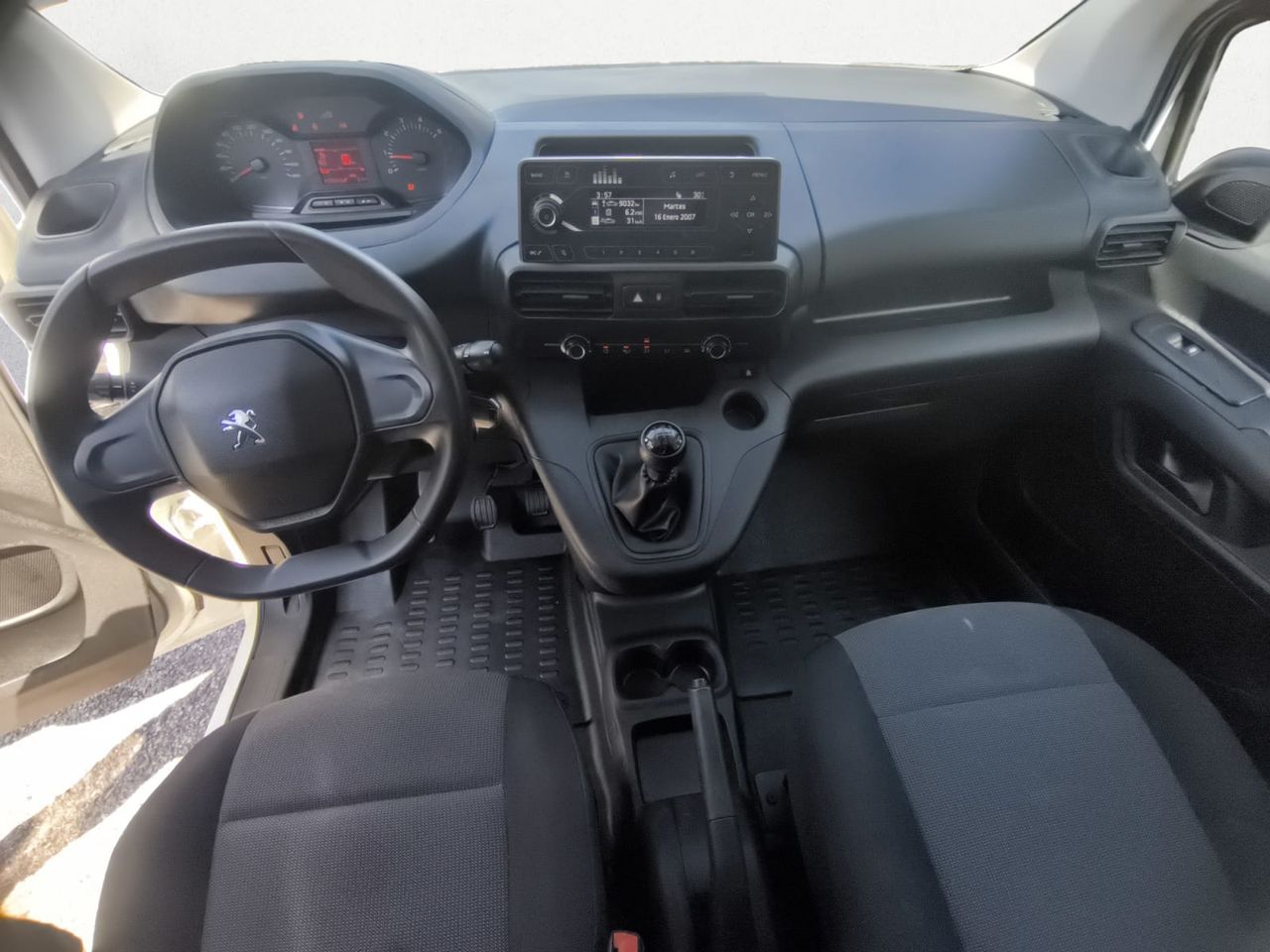 Peugeot Partner FG PRO STANDARD 600 KG BLUE HDI 75 CV  - Foto 2