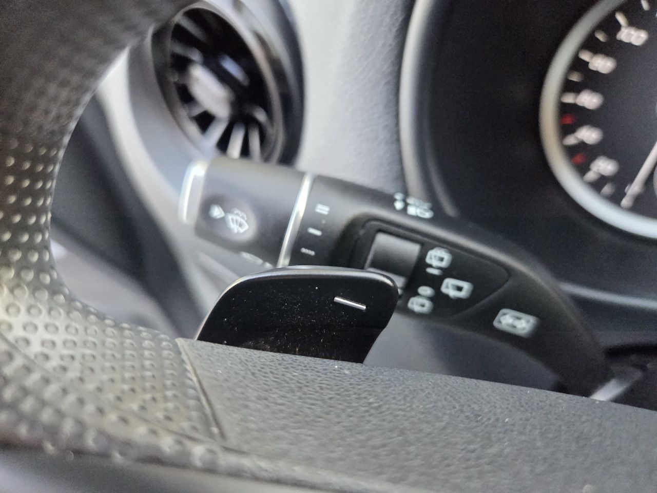 Mercedes Vito TOURER 114 CDI COMPACTA 2.0 135 CV AT9 E6dT  - Foto 2