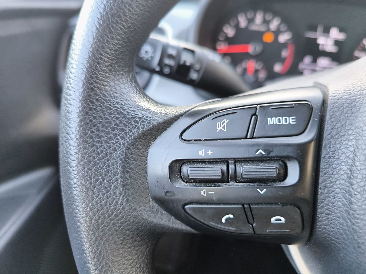 Kia Rio 1.2 DPI 84 CV CONCEPT  - Foto 2