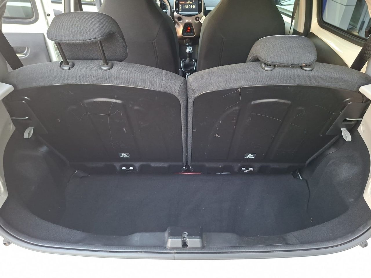 Citroën C1 VTI 72 S&S 5 PUERTAS ORIGINS  - Foto 2