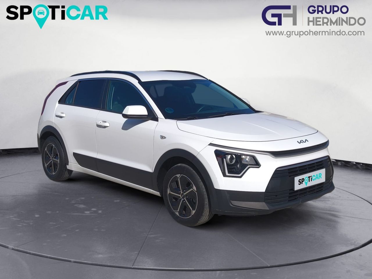 Kia Niro 1.6 GDI HEV 141 CV CONCEPT  - Foto 2