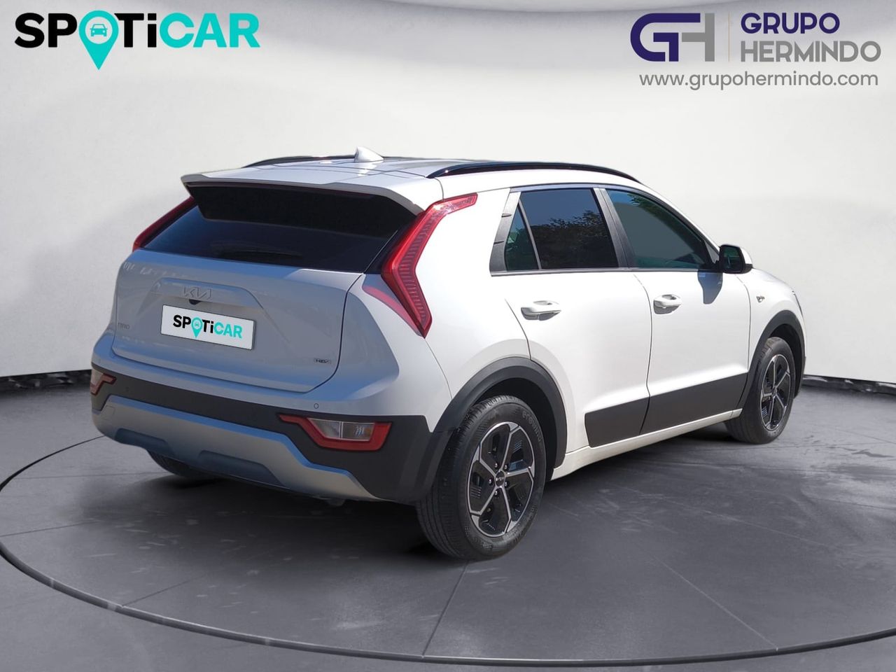 Kia Niro 1.6 GDI HEV 141 CV CONCEPT  - Foto 2