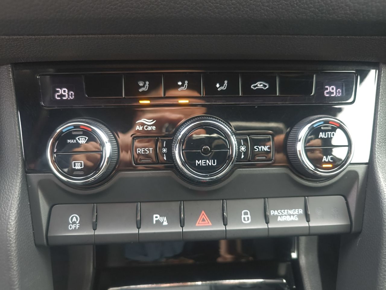 Skoda Kodiaq 2.0 TDI 150 CV DSG 4X2 SPORTLINE + PACK CONFORT 7 PLAZAS  - Foto 2