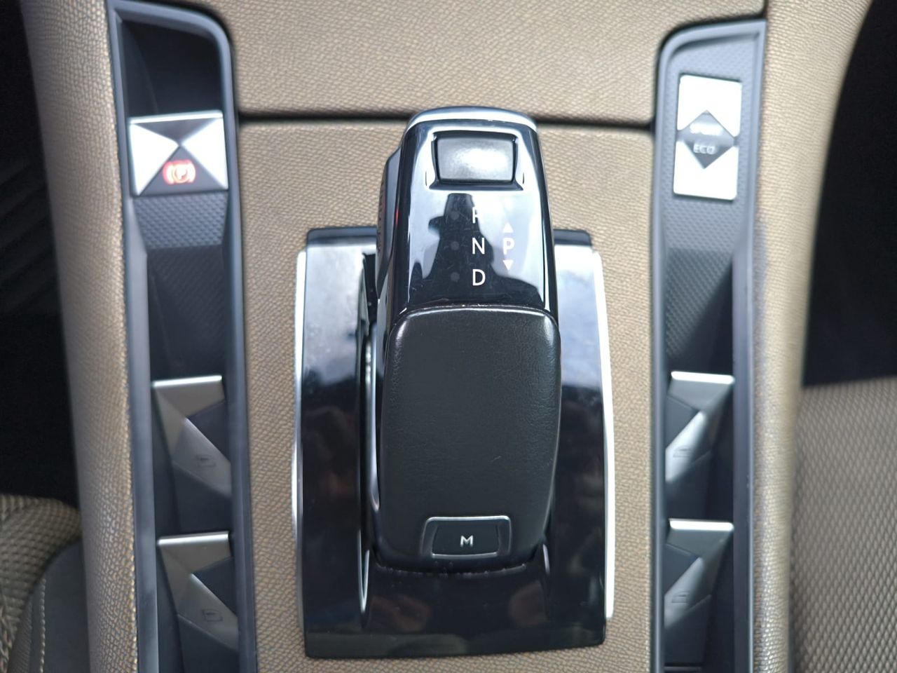 DS DS 7 CROSSBACK BLUE HDI 130 AUT SO CHIC  - Foto 2