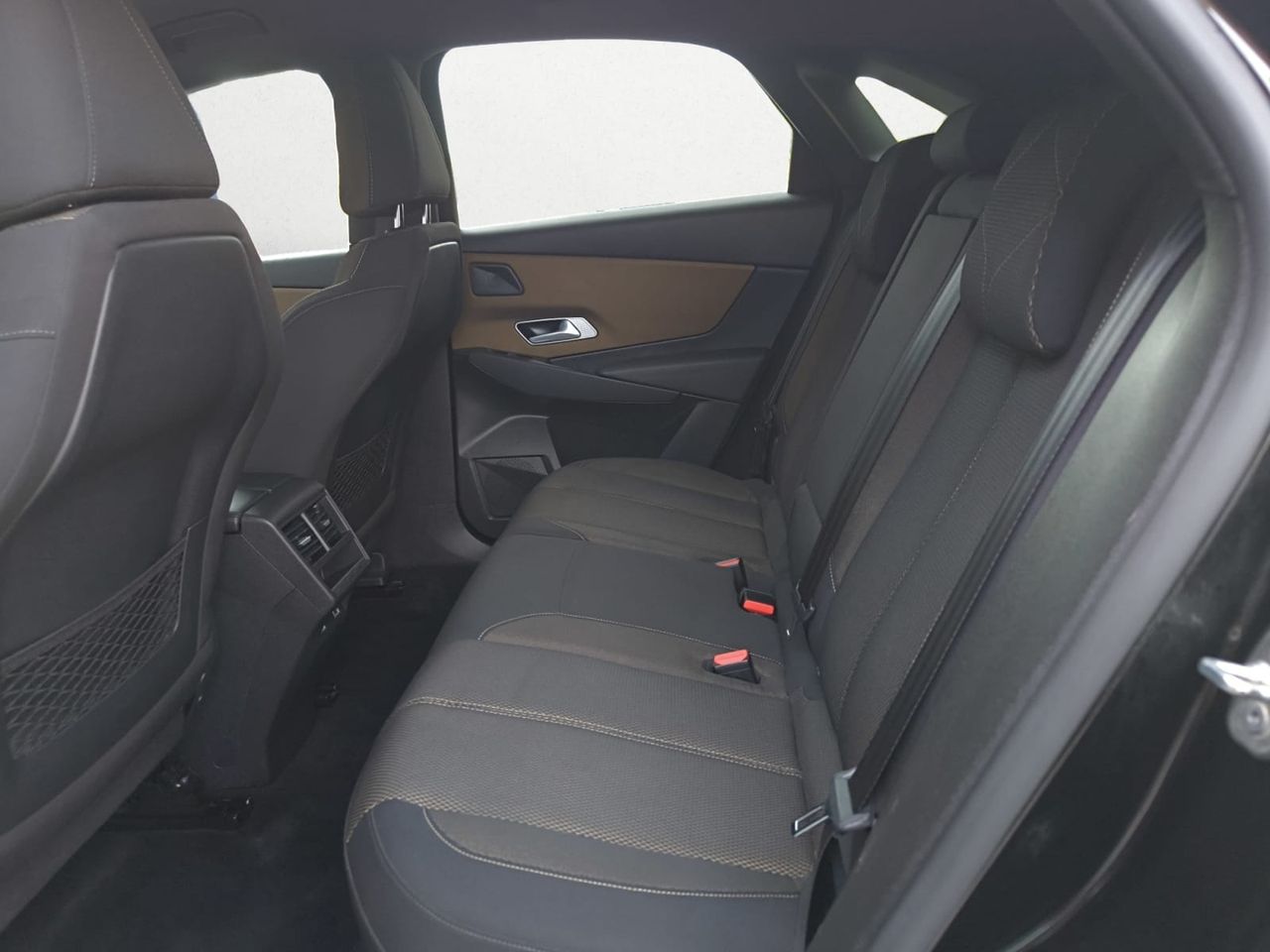 DS DS 7 CROSSBACK BLUE HDI 130 AUT SO CHIC  - Foto 2