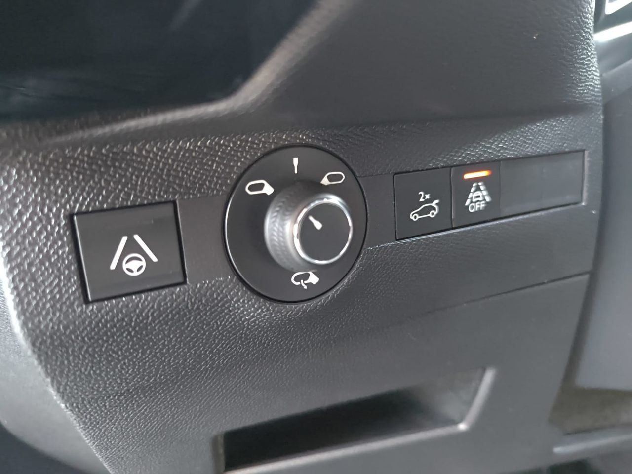 DS DS 7 CROSSBACK BLUE HDI 130 AUT SO CHIC  - Foto 2