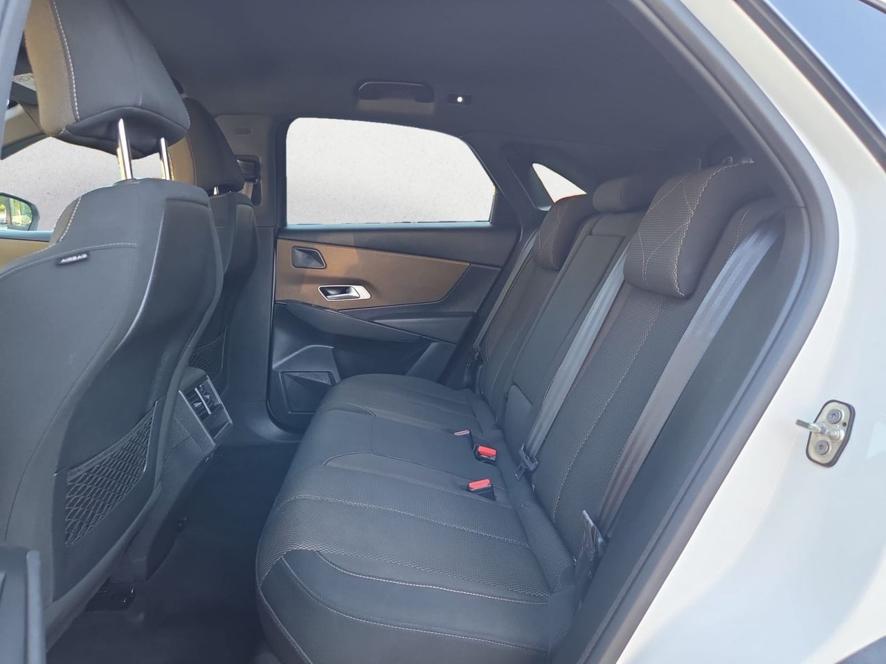 DS DS 7 CROSSBACK BLUE HDI 130 CV EFFICIENCY AUTOMATIC  - Foto 2