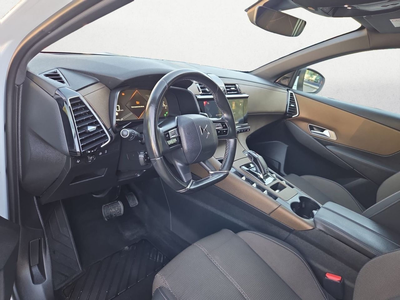 DS DS 7 CROSSBACK BLUE HDI 130 CV EFFICIENCY AUTOMATIC  - Foto 2