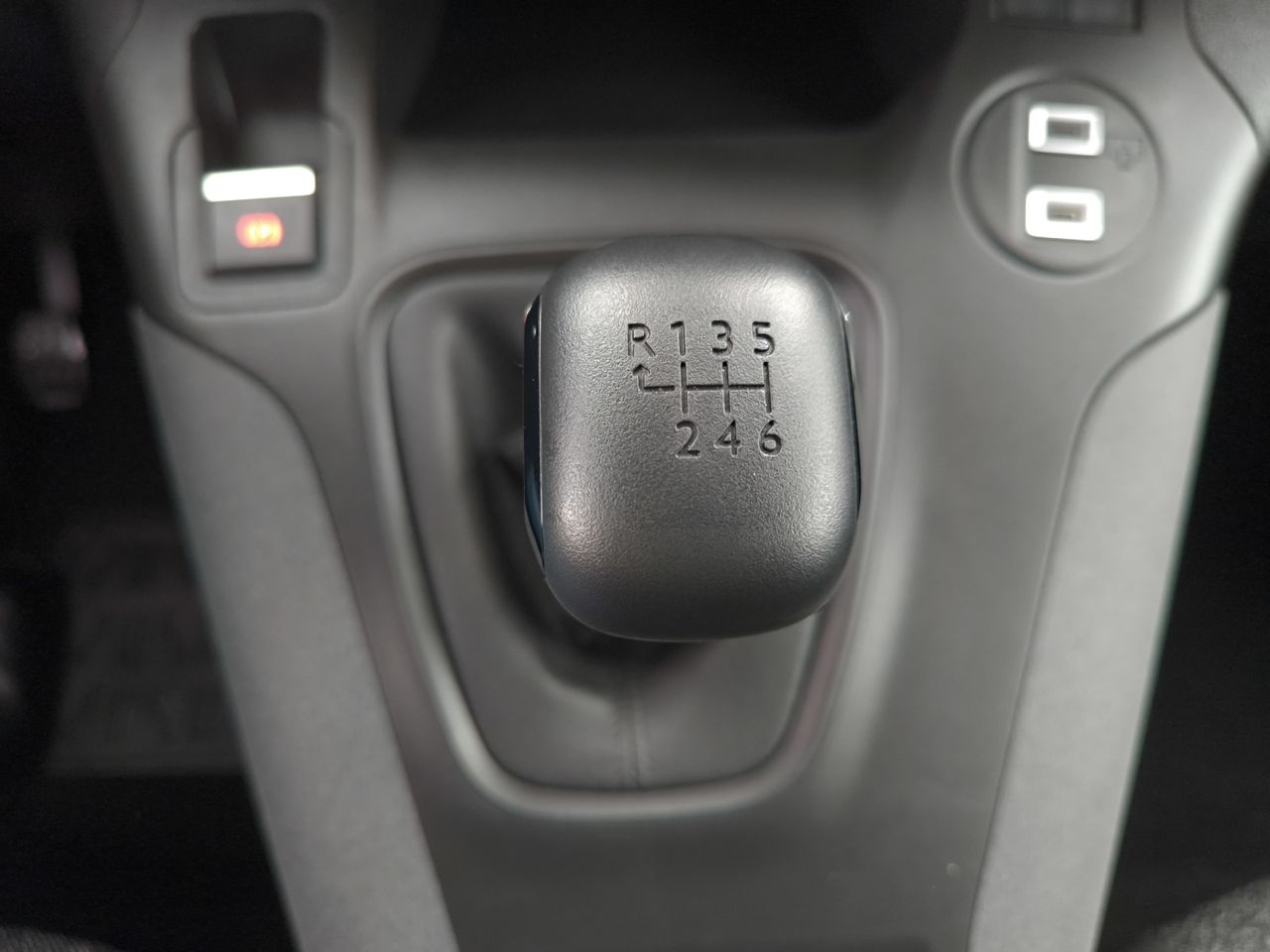 Peugeot Rifter ALLURE BUSINESS STANDARD BLUE HDI 100 CV  - Foto 2