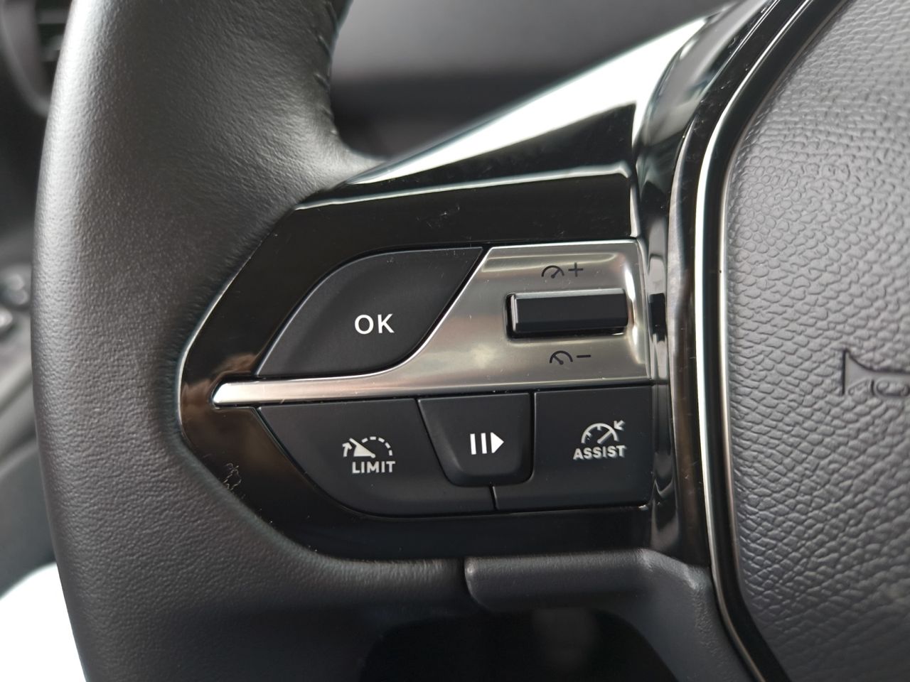 Peugeot Rifter ALLURE BUSINESS STANDARD BLUE HDI 100 CV  - Foto 2