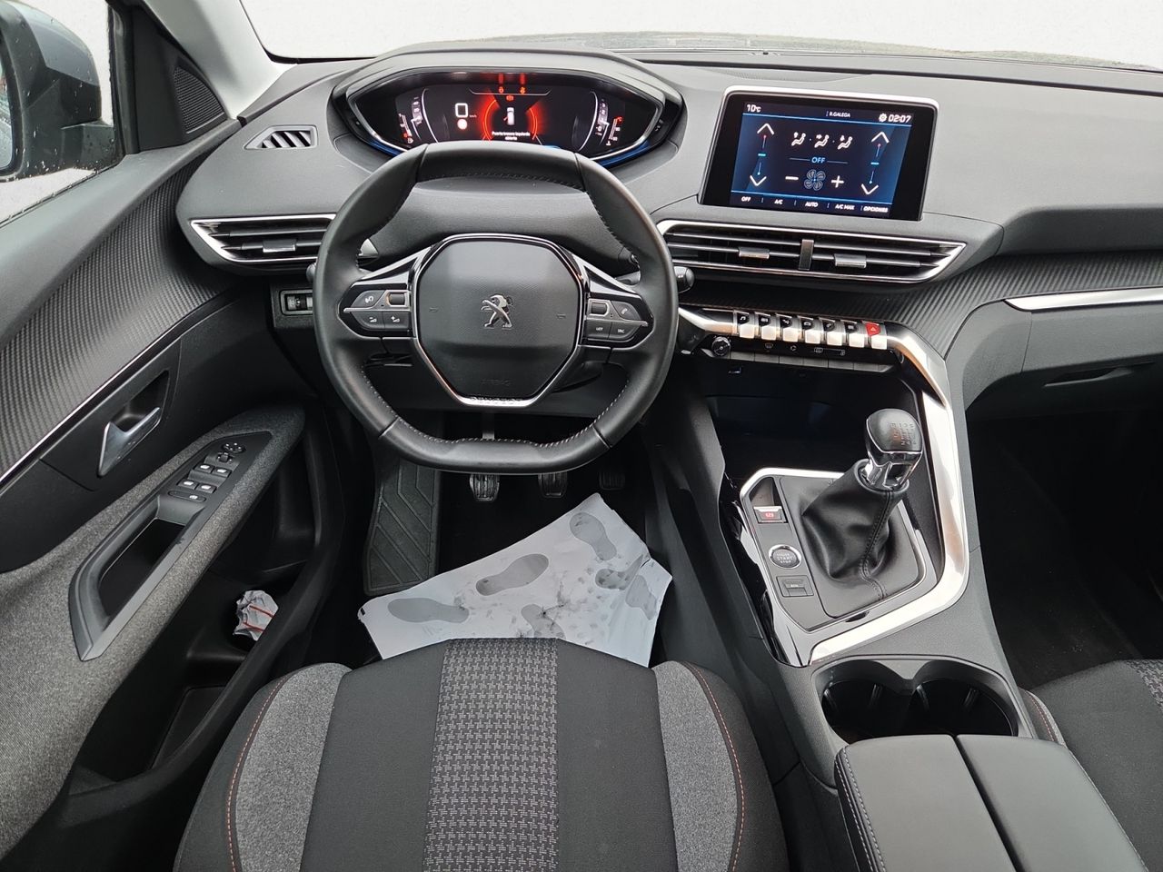 Peugeot 3008 ACTIVE PURE TECH 130 CV   - Foto 2