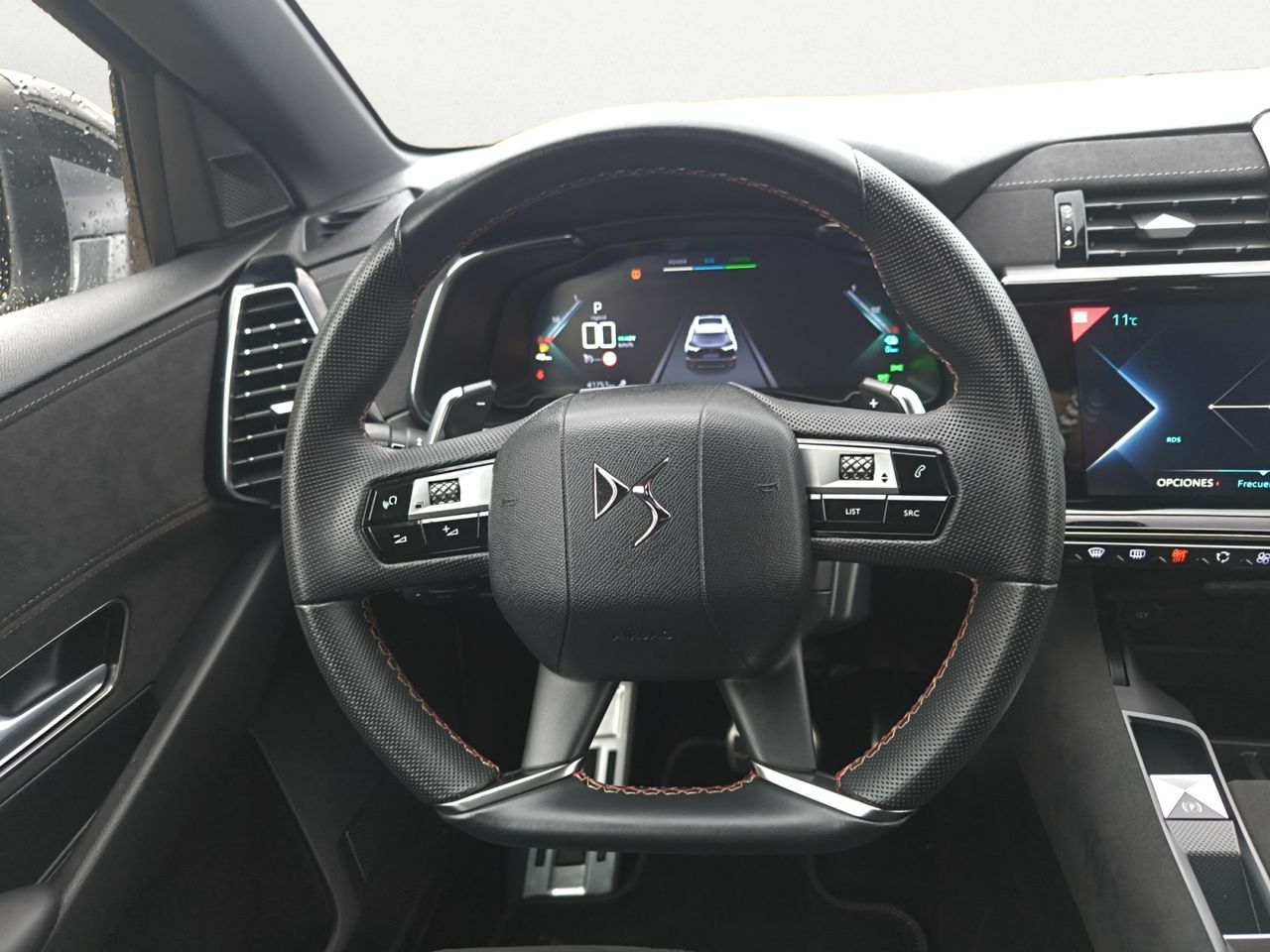 DS DS 7 Crossback E TENSE 300 4X4 PERFORMANCE LINE  - Foto 2