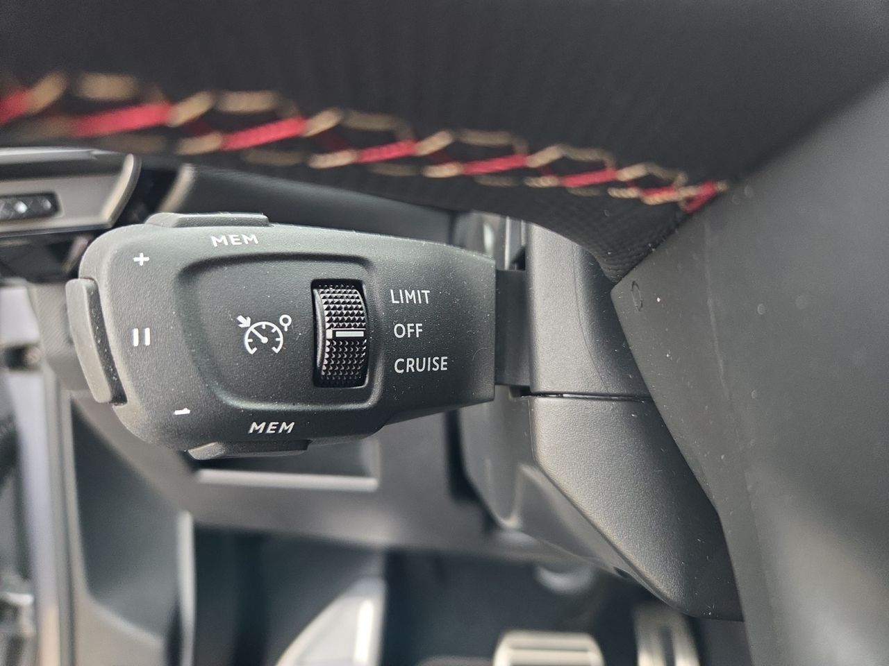 DS DS 7 Crossback E TENSE 300 4X4 PERFORMANCE LINE  - Foto 2