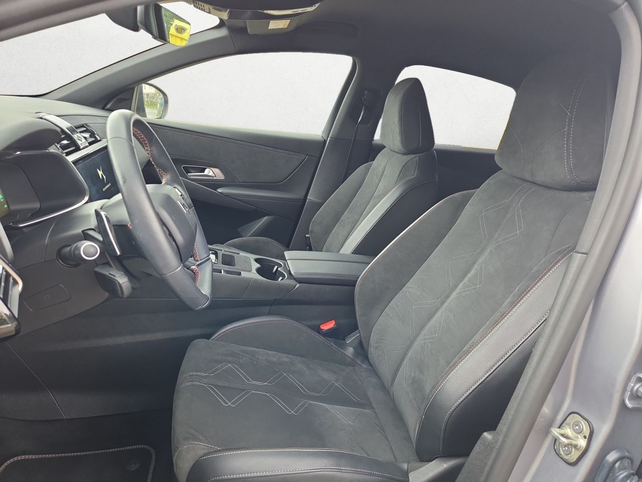 DS DS 7 Crossback E TENSE 300 4X4 PERFORMANCE LINE  - Foto 2