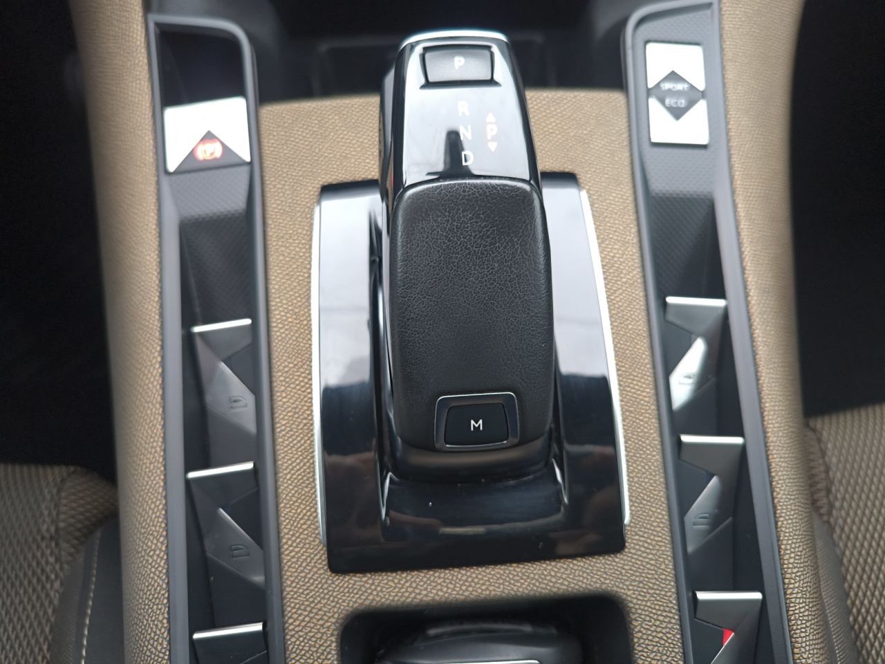 DS DS 7 Crossback BLUE HDI 130 AUT SO CHIC  - Foto 2