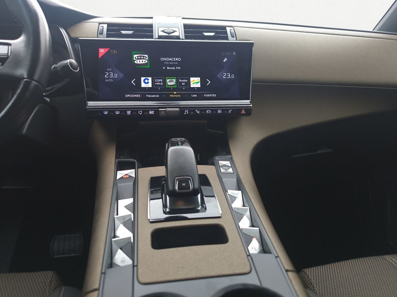 DS DS 7 Crossback BLUE HDI 130 AUT SO CHIC  - Foto 2