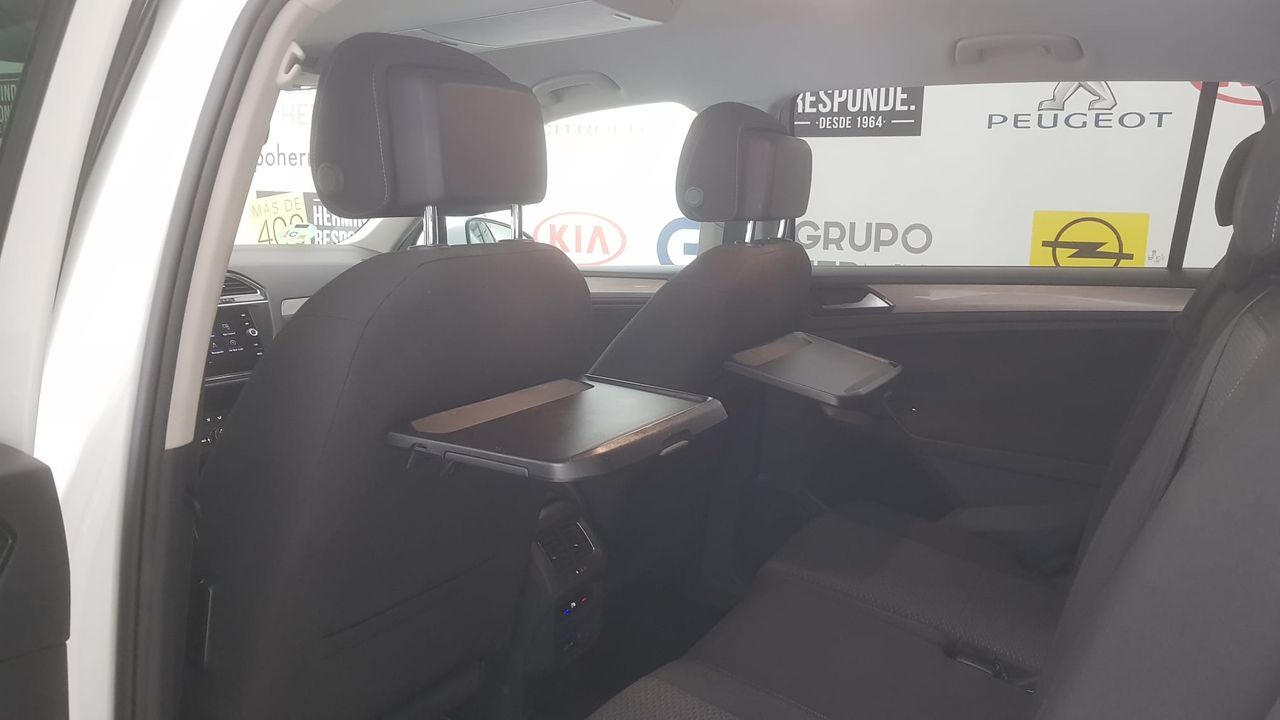 Volkswagen Tiguan ADVANCE 2.0 TDI 150 CV DSG  - Foto 2