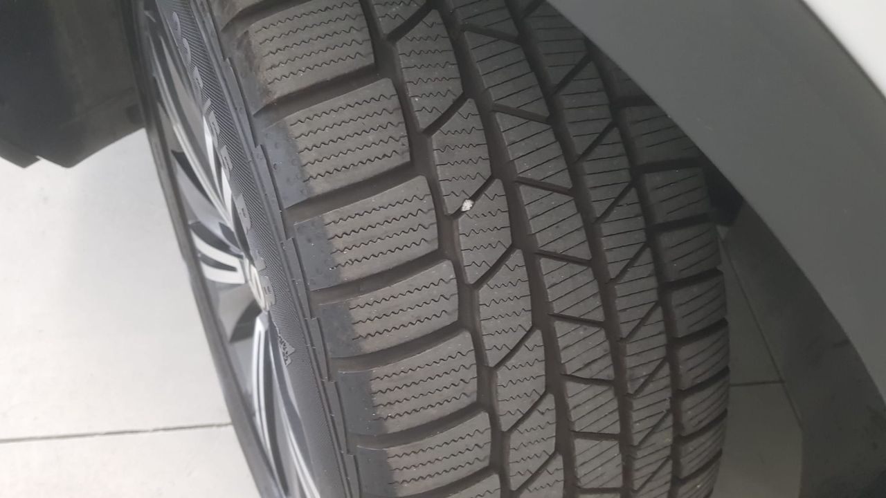 Volkswagen Tiguan ADVANCE 2.0 TDI 150 CV DSG  - Foto 2