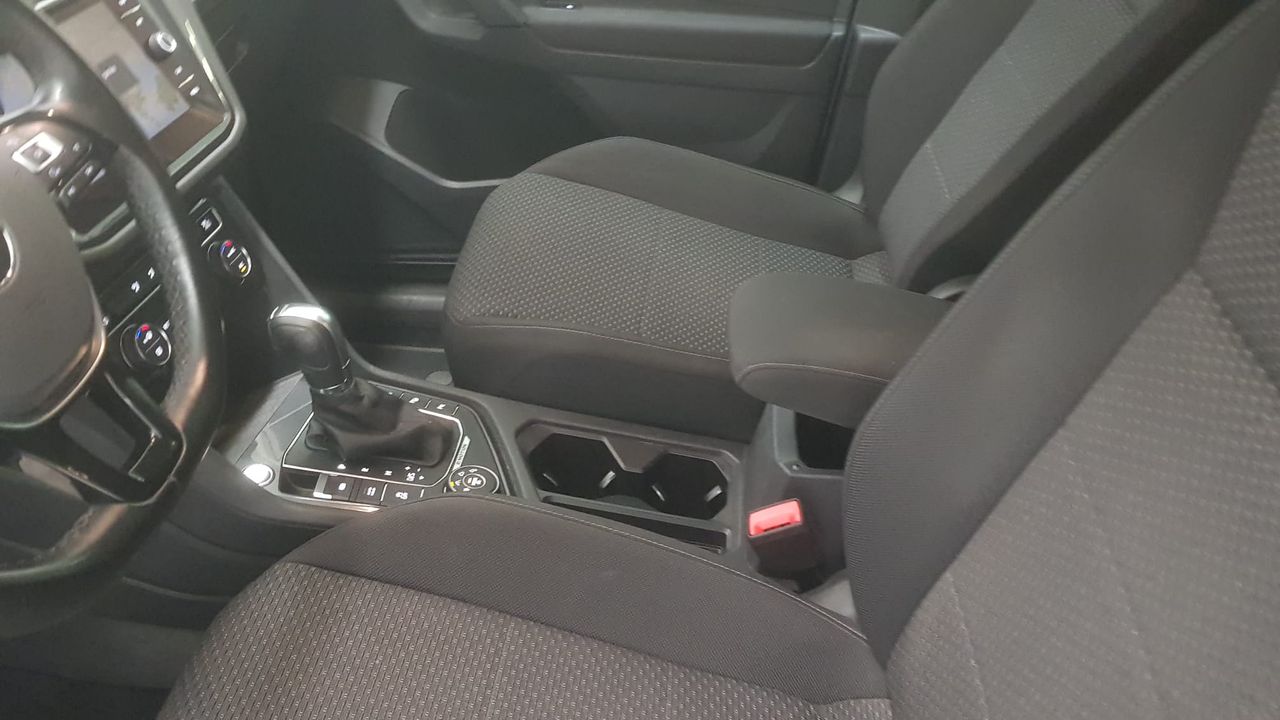Volkswagen Tiguan ADVANCE 2.0 TDI 150 CV DSG  - Foto 2