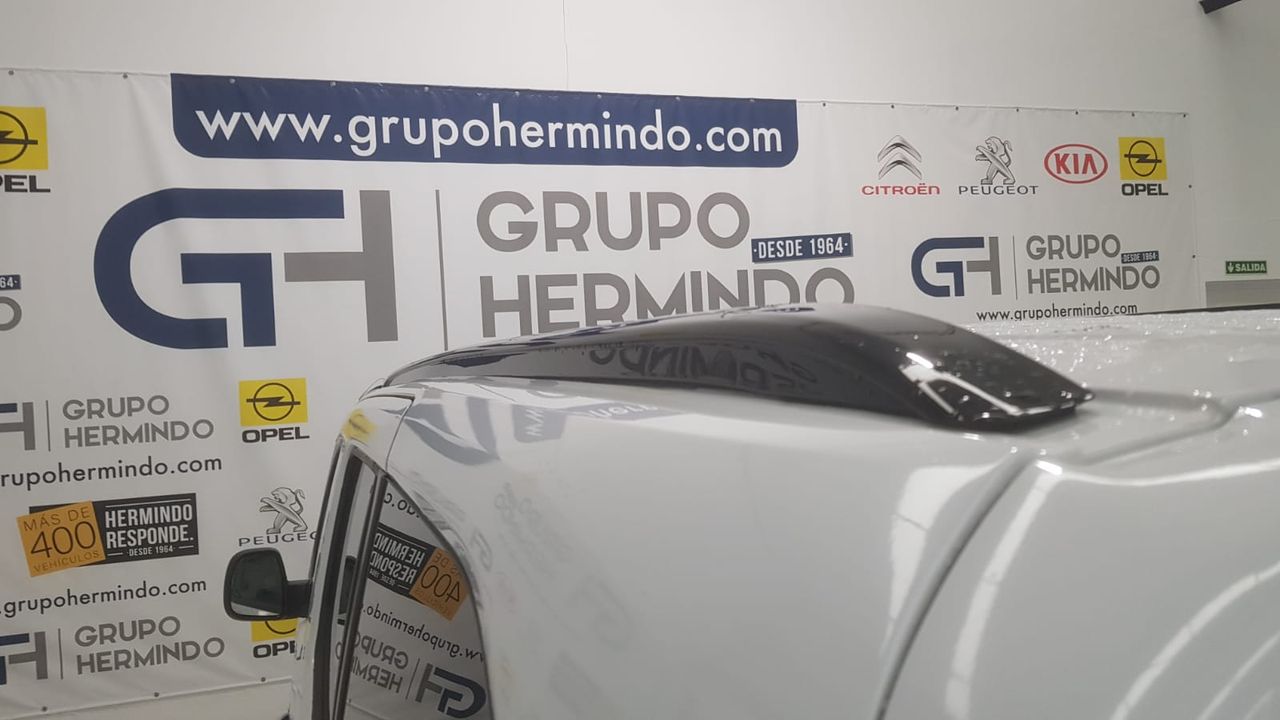 Opel Combo Cargo XL BUSINESS ELEGANCE 1.5 DCI 130 CV  - Foto 2