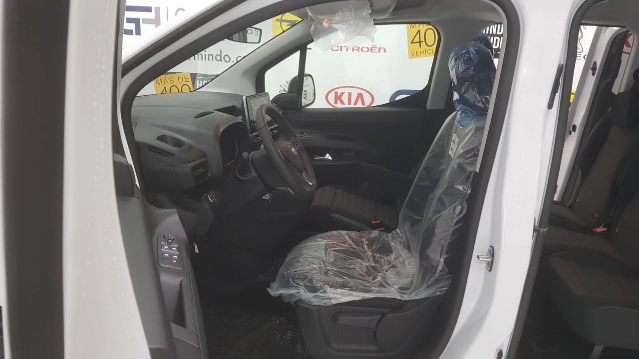 Opel Combo Cargo XL BUSINESS ELEGANCE 1.5 DCI 130 CV  - Foto 2