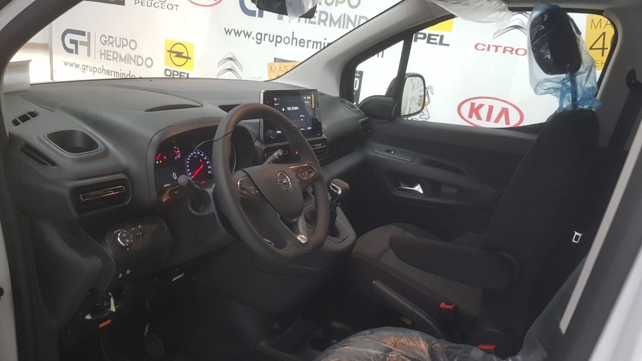 Opel Combo Cargo XL BUSINESS ELEGANCE 1.5 DCI 130 CV  - Foto 2