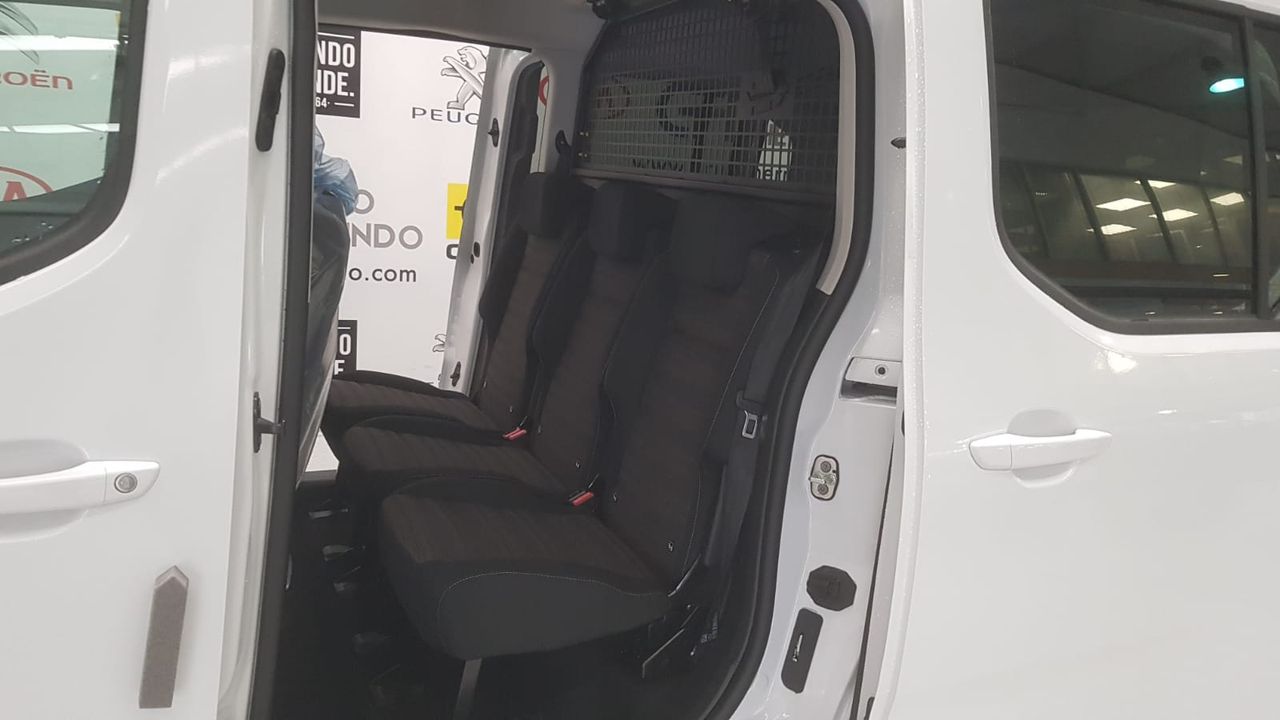 Opel Combo Cargo XL BUSINESS ELEGANCE 1.5 DCI 130 CV  - Foto 2