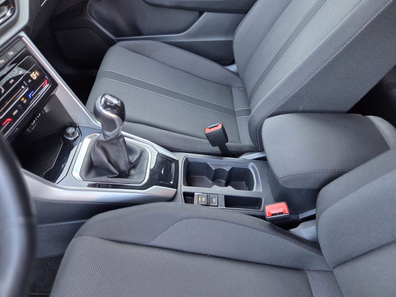 Volkswagen T-Roc 2.0 TDI 115 CV  - Foto 2