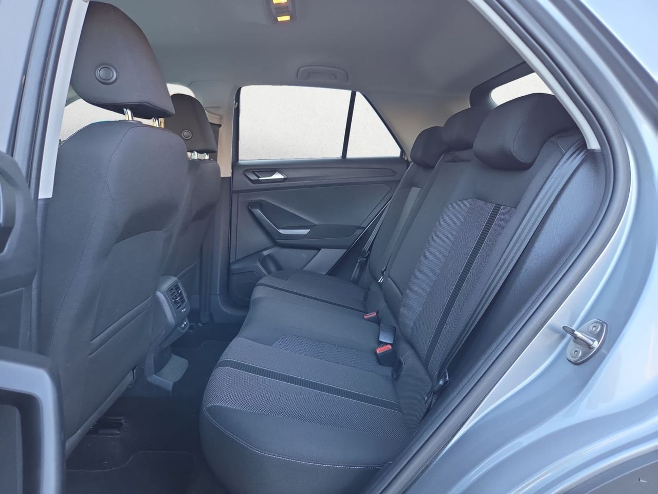 Volkswagen T-Roc 2.0 TDI 115 CV  - Foto 2