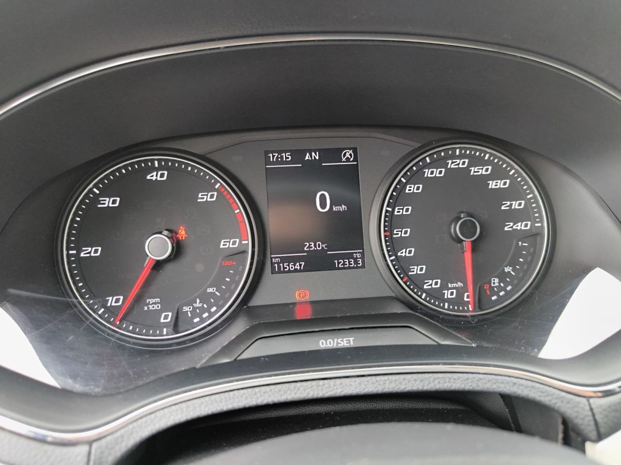 Seat Arona 1.6 TDI 95 CV STYLE  ECOMOTIVE  - Foto 2