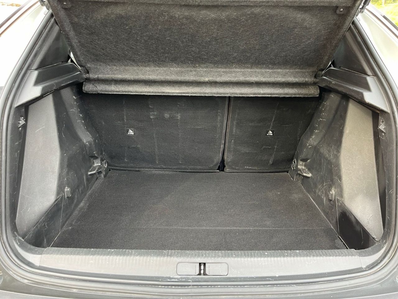 Peugeot e-2008 ACTIVE ELECTRICO 136 CV  - Foto 2