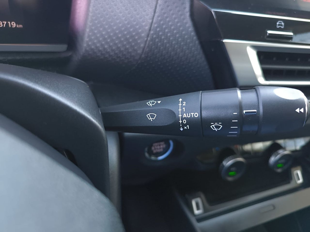 Citroën C4 BLUE HDI 130 CV EAT8 SHINE  - Foto 2