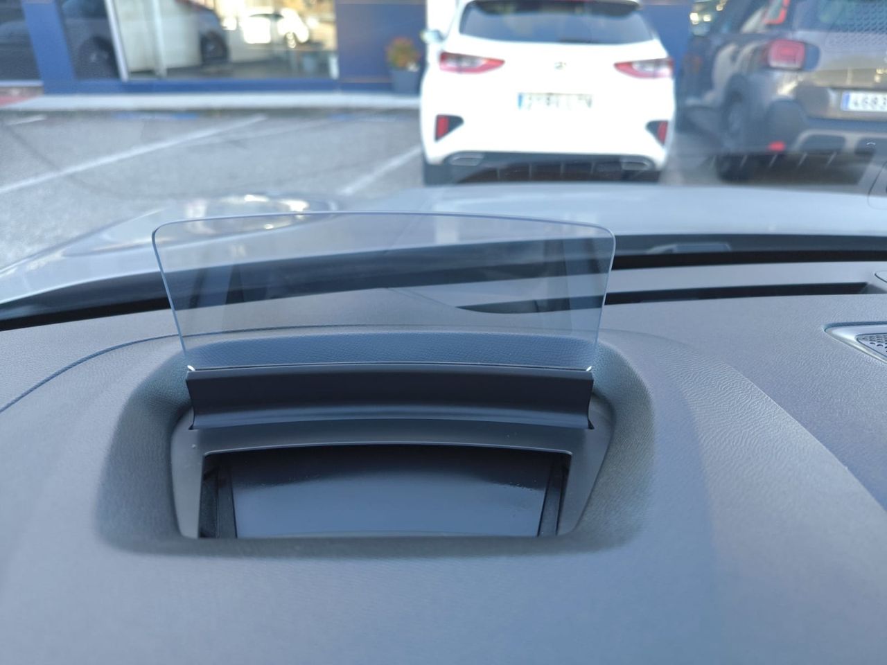 Citroën C4 BLUE HDI 130 CV EAT8 SHINE  - Foto 2