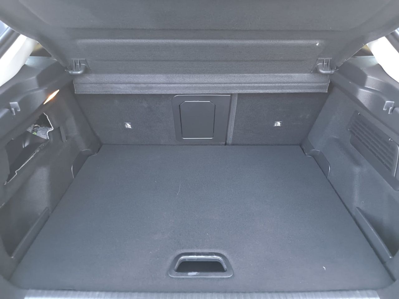 Citroën C4 BLUE HDI 130 CV EAT8 SHINE  - Foto 2