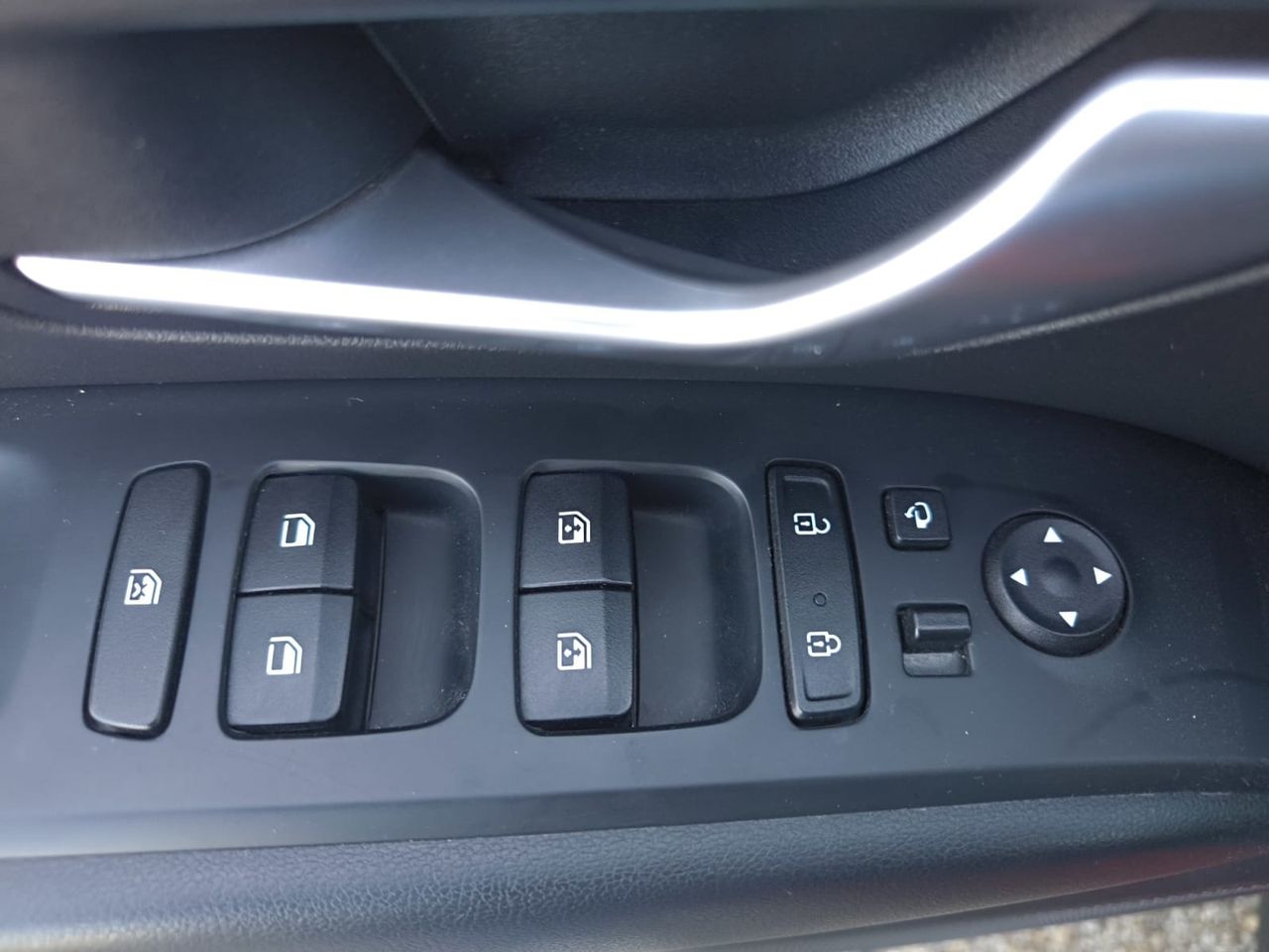 Hyundai Tucson 1.6 CRDI MAXX SAFE HIBRIDO DIESEL  - Foto 2