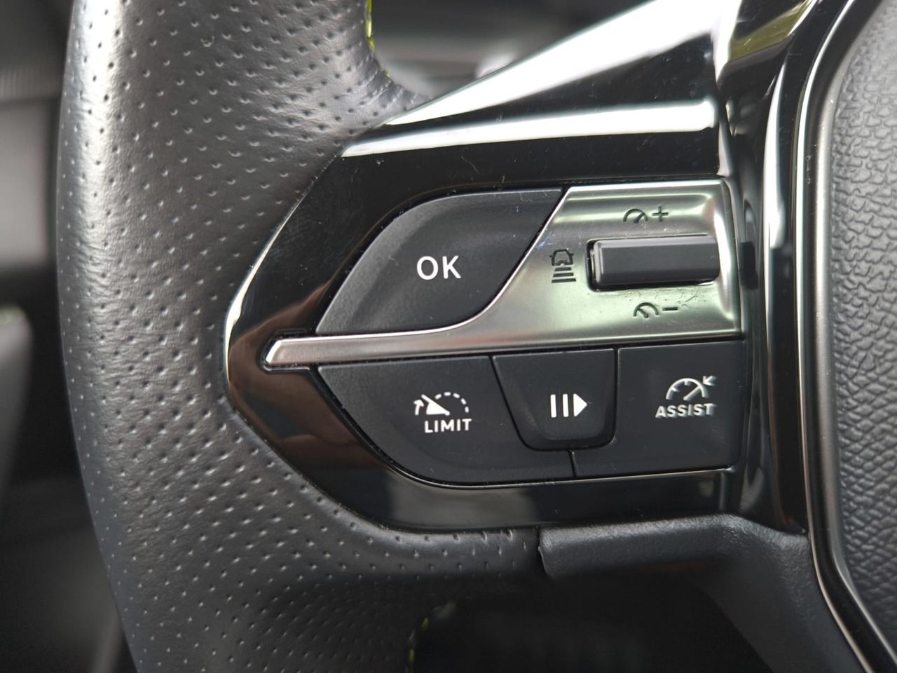 Peugeot 308 SW GT BLUE HDI 130 CV EAT8  - Foto 2