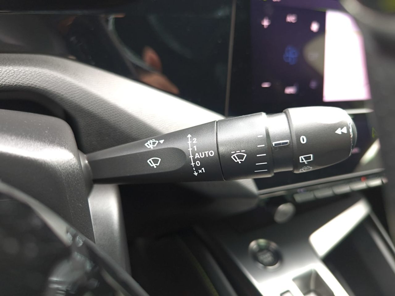 Peugeot 308 SW GT BLUE HDI 130 CV EAT8  - Foto 2