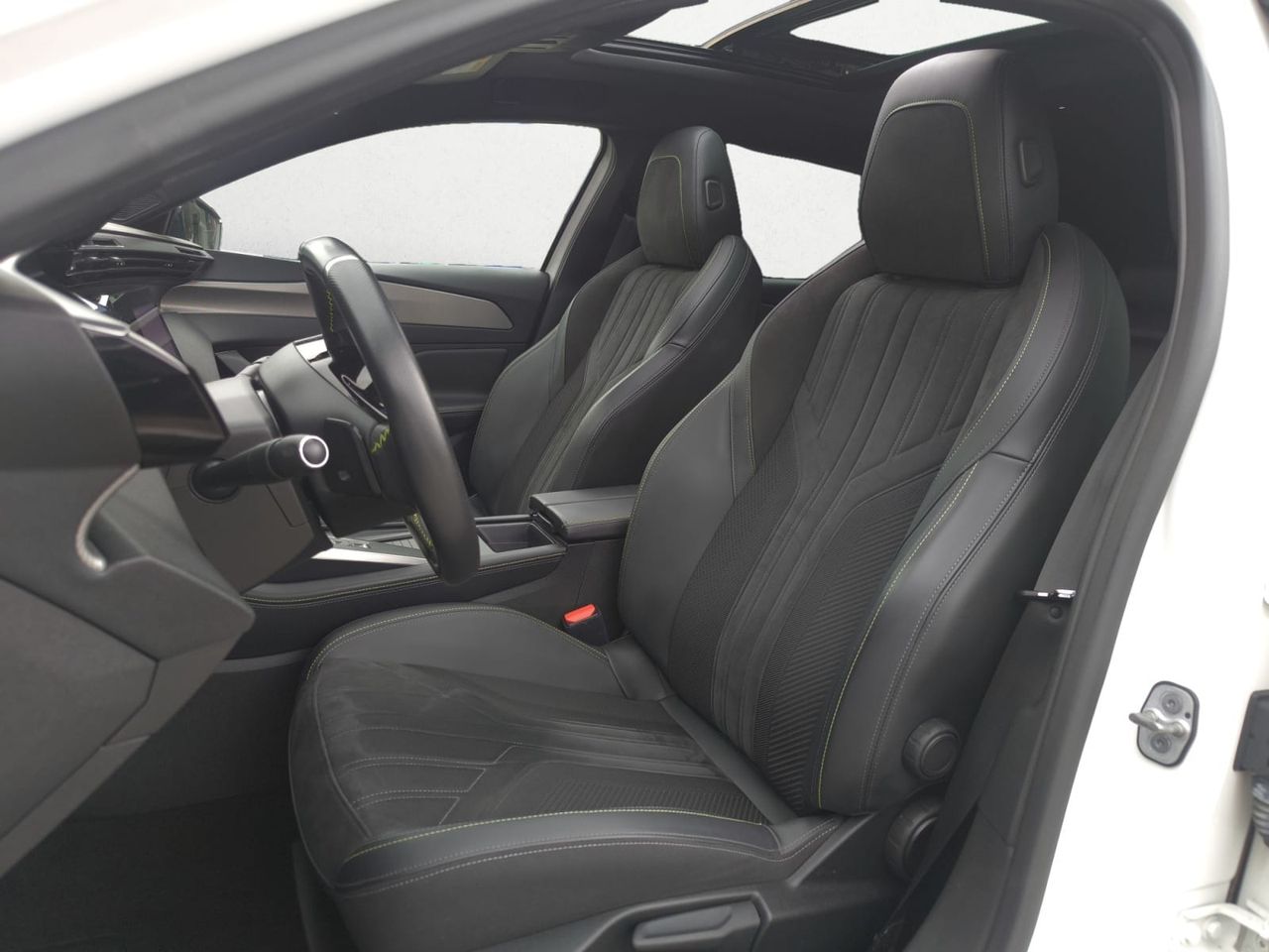 Peugeot 308 SW GT BLUE HDI 130 CV EAT8  - Foto 2