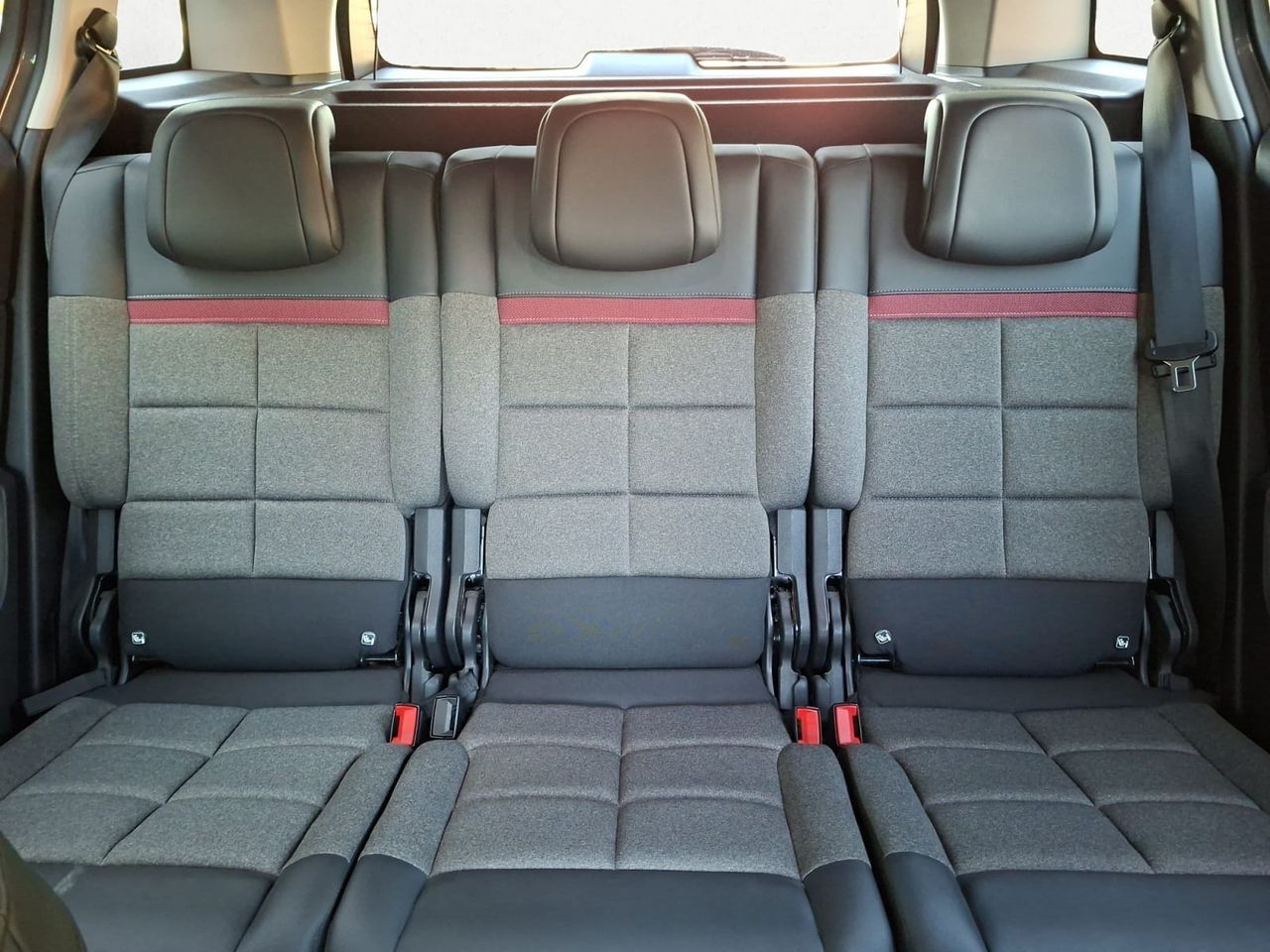 Citroën C5 Aircross HYBRID 225 e-EAT8 FEEL  - Foto 2