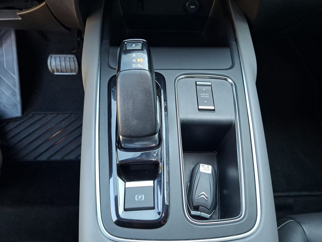 Citroën C5 Aircross HYBRID 225 e-EAT8 FEEL  - Foto 2