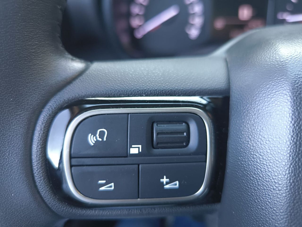 Citroën C3 Aircross BLUE HDI 110 C SERIES  - Foto 2