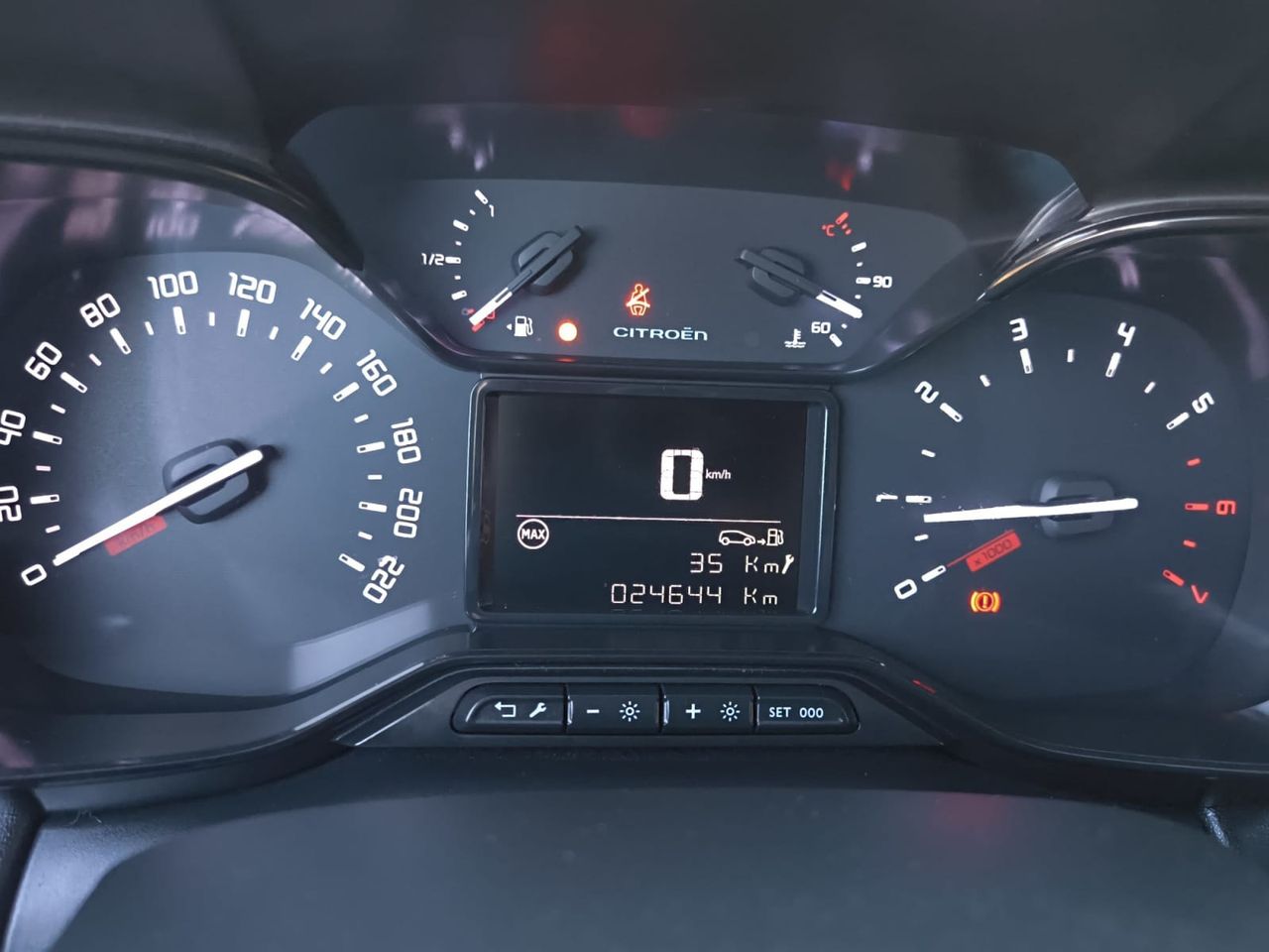 Citroën C3 Aircross BLUE HDI 110 C SERIES  - Foto 2